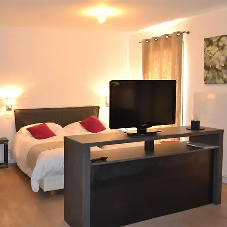 Gîtes&tiny Les Hauts De Toulvern Appartement