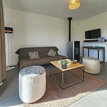 Gîtes&tiny Les Hauts De Toulvern Appartement *
